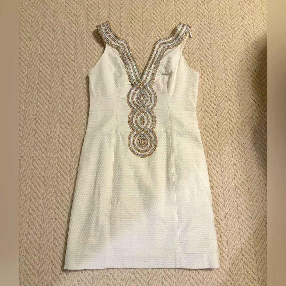 Lilly Pulitzer size 00 dress white with gold and silver accents
